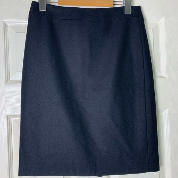 J. Crew | The Pencil Skirt Black Wool Blend - 0 - Picture 3 of 7